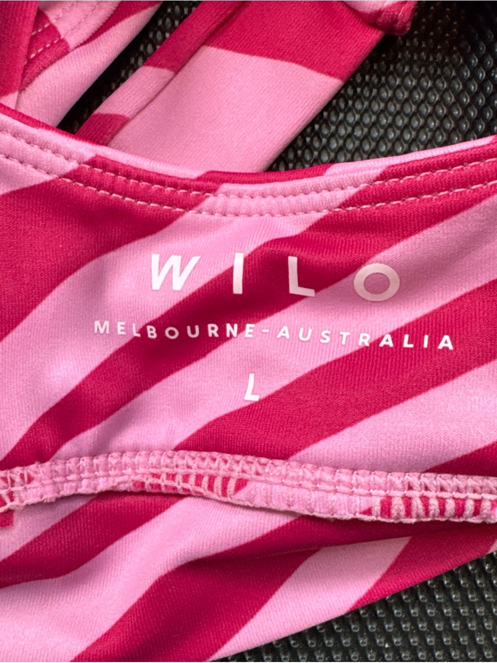 Wilo The Label Pink Zebra Stripe Women's Sports Bra and Leggings Set L - Picture 13 of 14